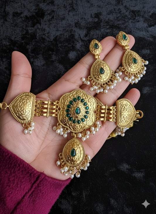 DEVDETI GOLD PLATED GREEN CHOKER SET FOR WOMEN