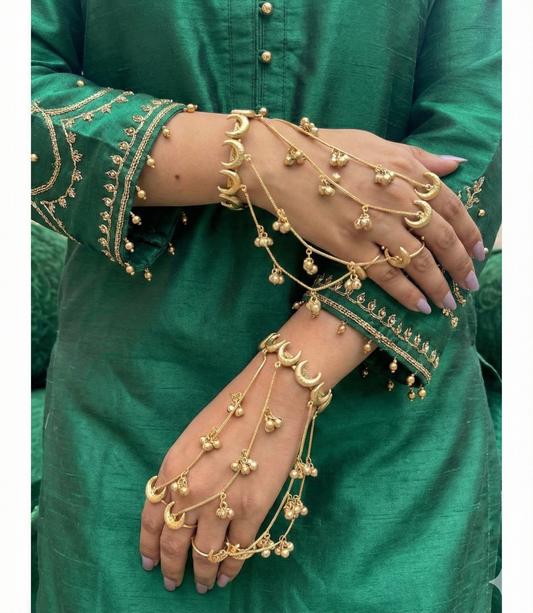 CHANDRIKA GOLD PLATED HATHPHOOL PAIR FOR WOMEN
