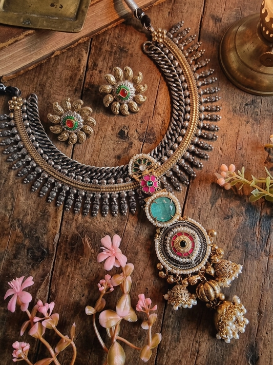 NOOH FUSION STATEMENT BRASS DOUBLET NECKLACE WITH EARRINGS