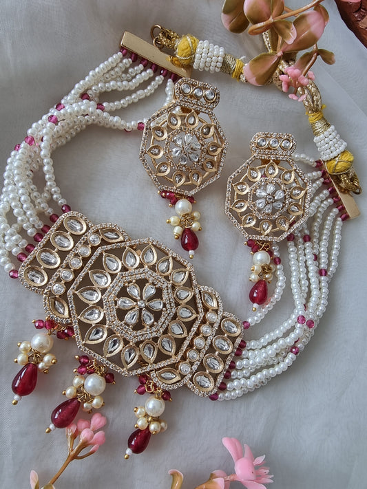SARASWATI PEARL KUNDAN NECKLACE WITH EARRINGS