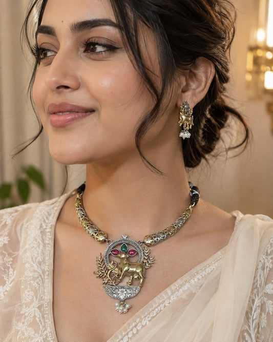 NANDI DUALTONE NECKLACE WITH EARRINGS FOR WOMEN