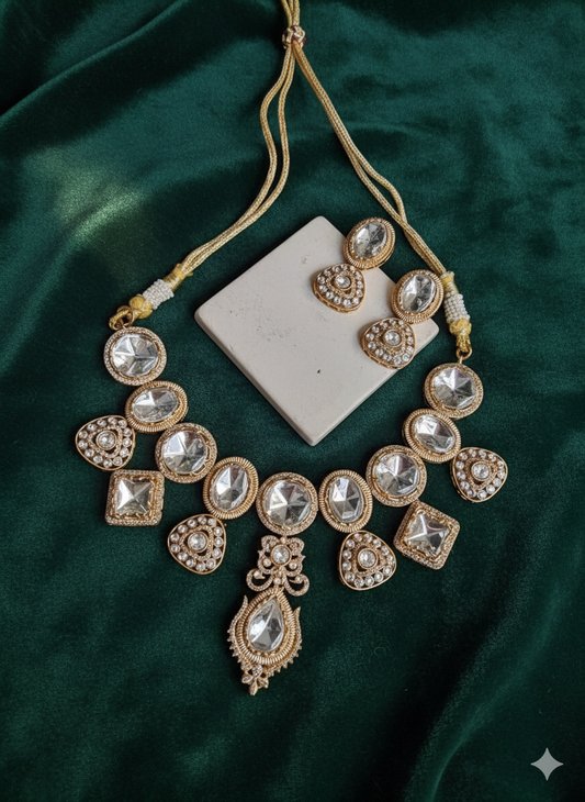 NOOR E CHAND KUNADN GOLD PLATED NECKLACE SET FOR WOMEN