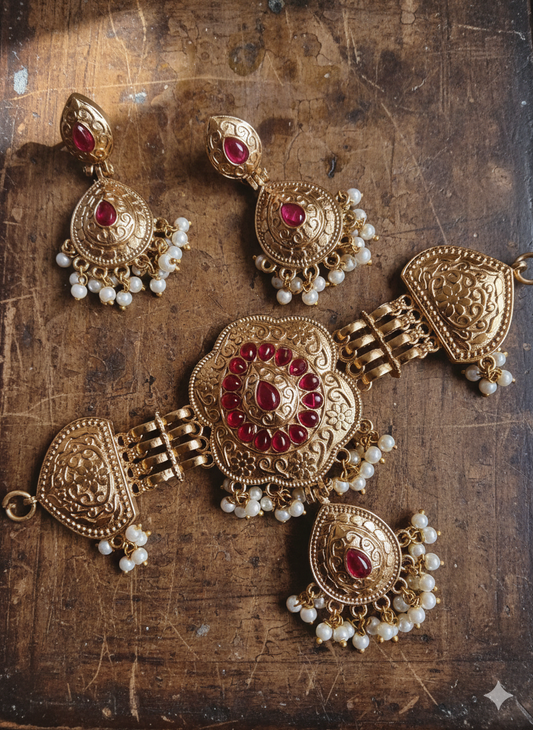 DEVDETI GOLD PLATED RUBY CHOKER SET FOR WOMEN