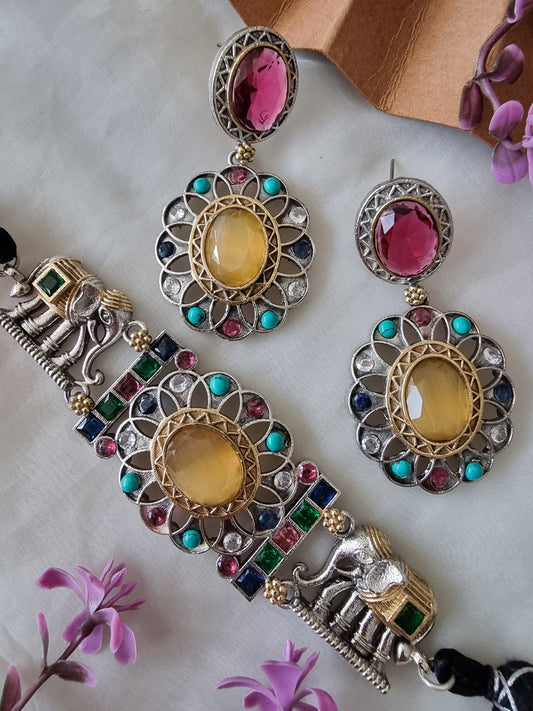 GAJGAMINI NAVRATAN CHOKER SET FOR WOMEN WITH EARRINGS