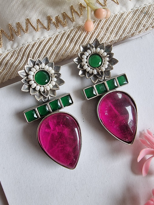 KASAK RUBY GREEN SEMIPRESIOUS STONE BRASS EARRINGS
