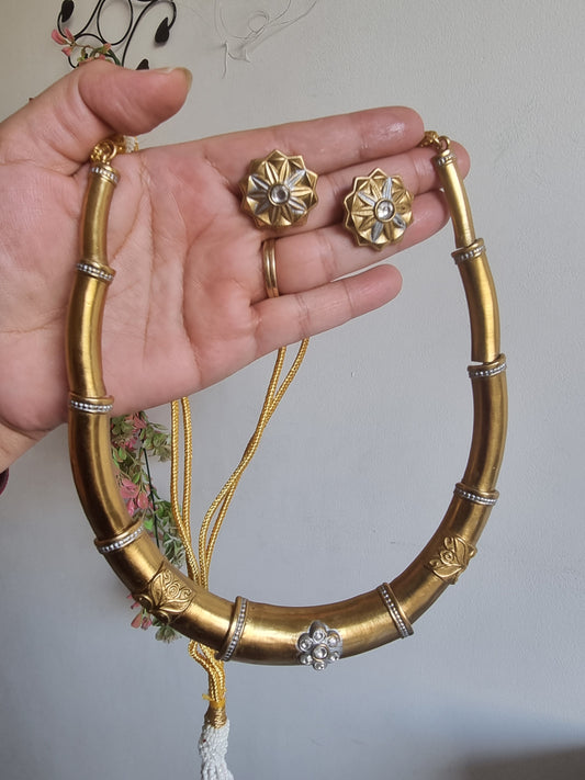 SAHIBA GOLD PLATED BRASS  HASLI WITH EARRINGS FOR WOMEN