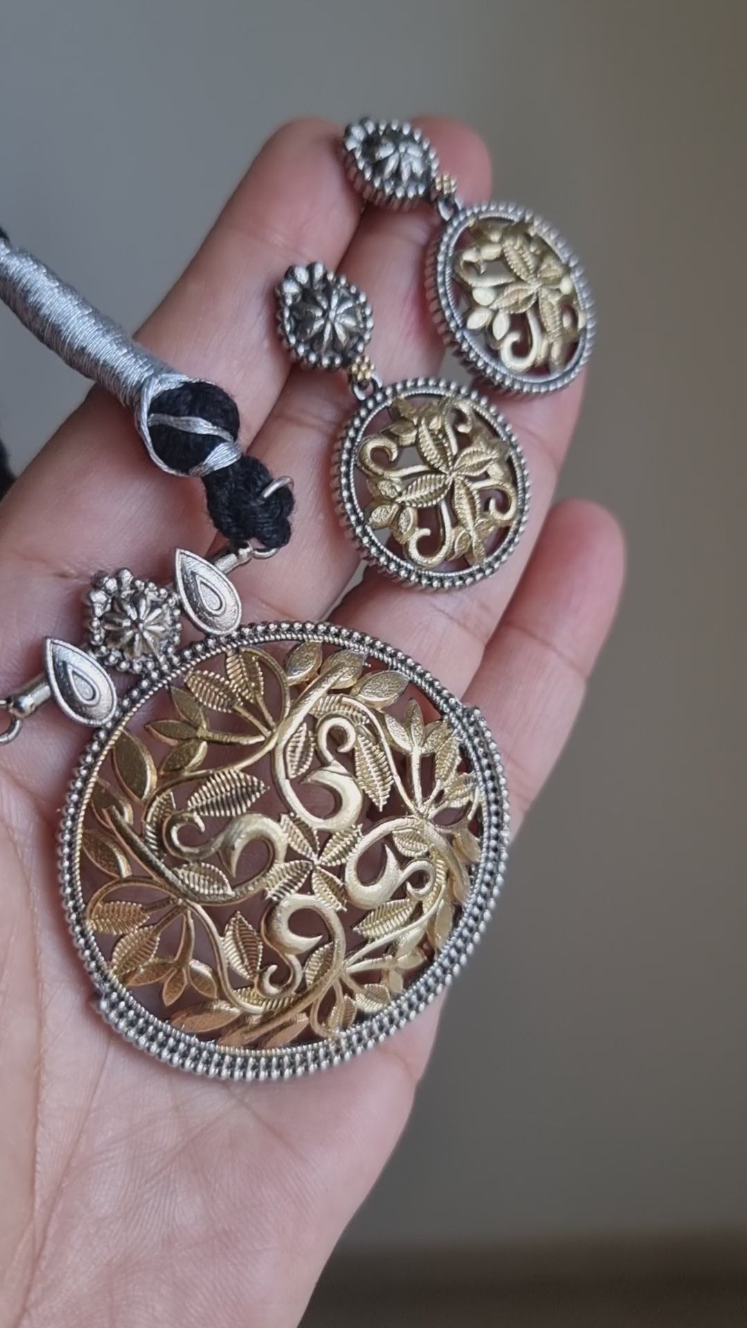 CHAND DUALTONE BRASS PENDENT SET WITH EARRINGS