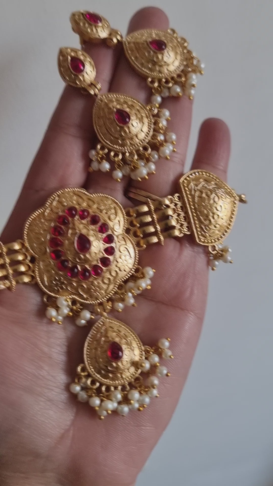 DEVDETI GOLD PLATED RUBY CHOKER SET FOR WOMEN